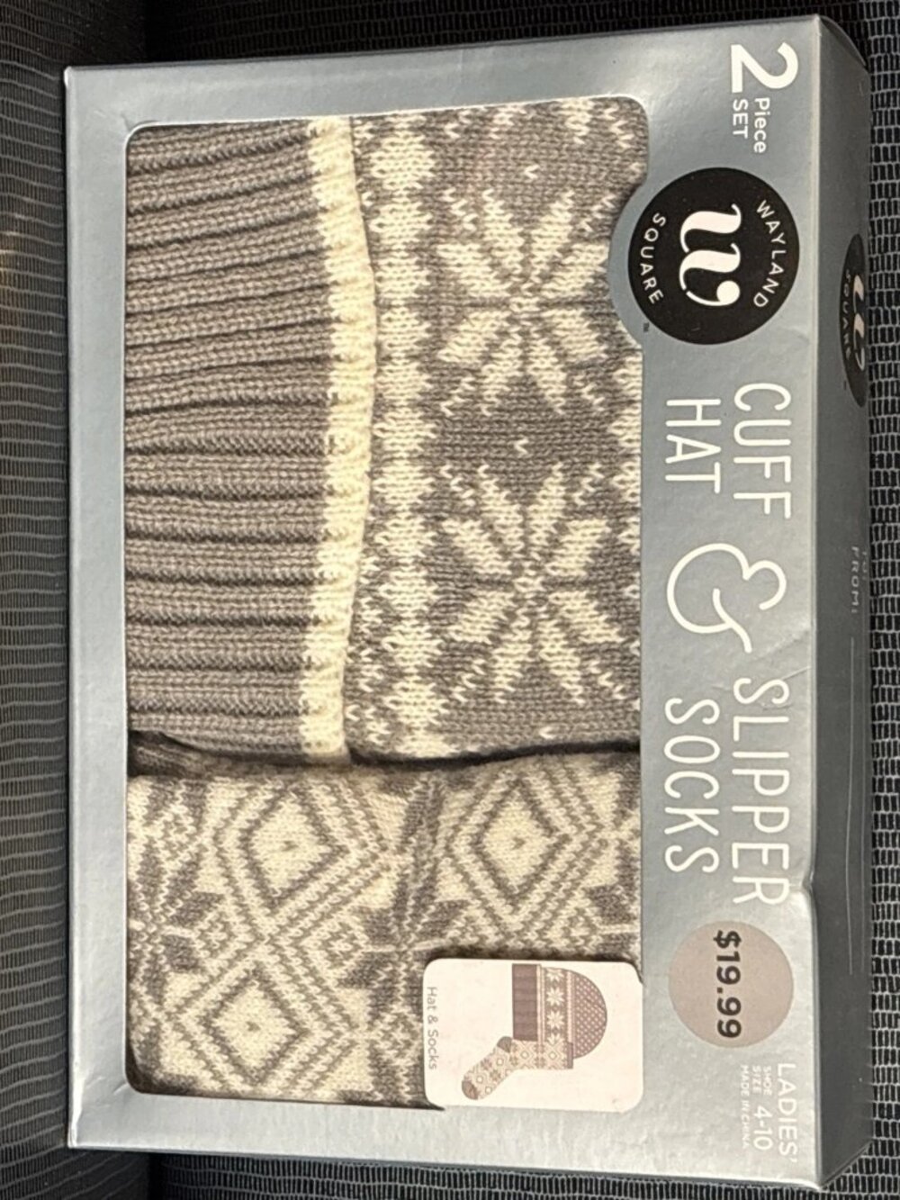 Wayland Square Boxed Set Cuff Hat & Slipper Socks Snowflake Design Women's 4-10